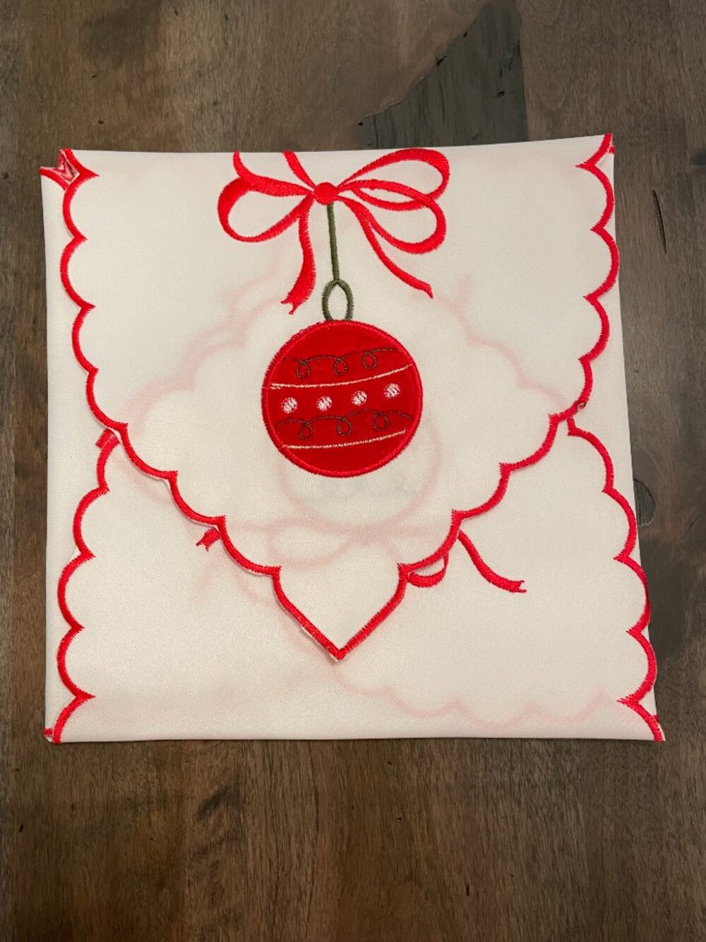 Bread Basket Liner- Holiday Embroidered NEW